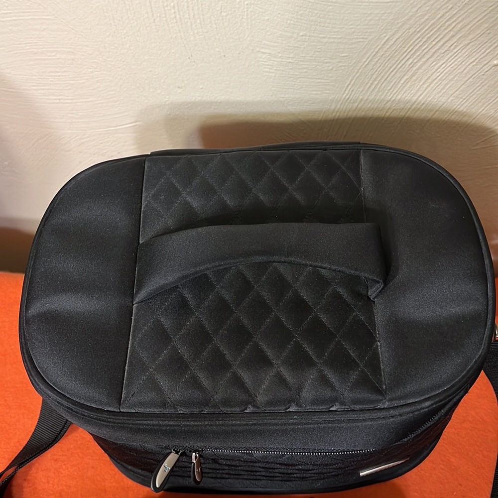 Travelon Travel Bag Beauty/Toiletries Case - Picture 5 of 16